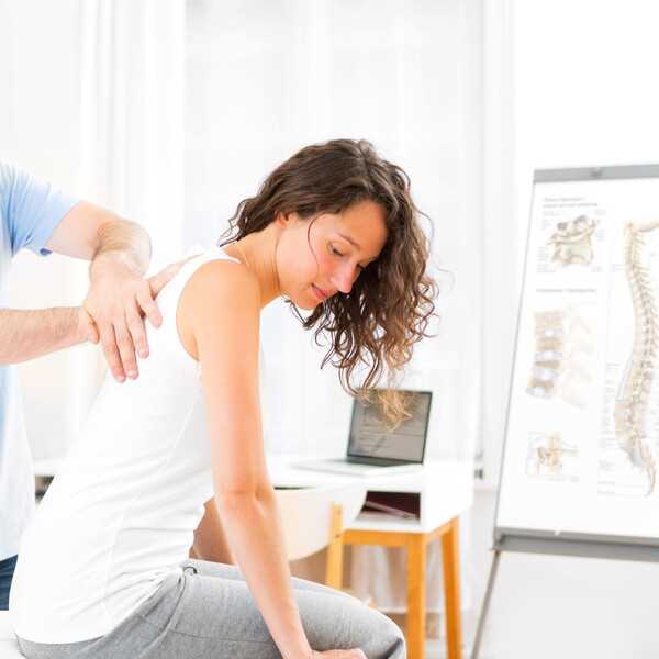 Примеры упражнений для укрепления спины: